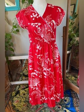 Vtg 70s Melissa Lane red White Tropical Floral Midi Dress, Size 12
